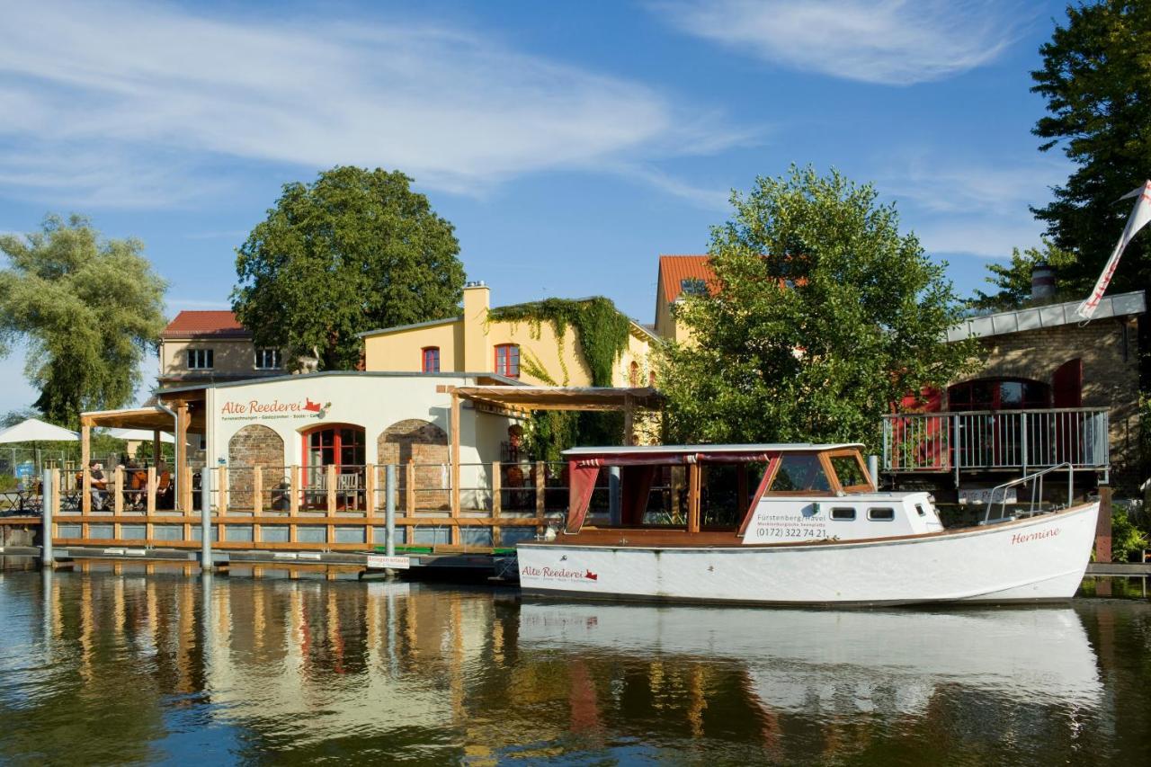 Aparthotel Kulturgasthof Alte Reederei Fürstenberg-Havel Exterior foto